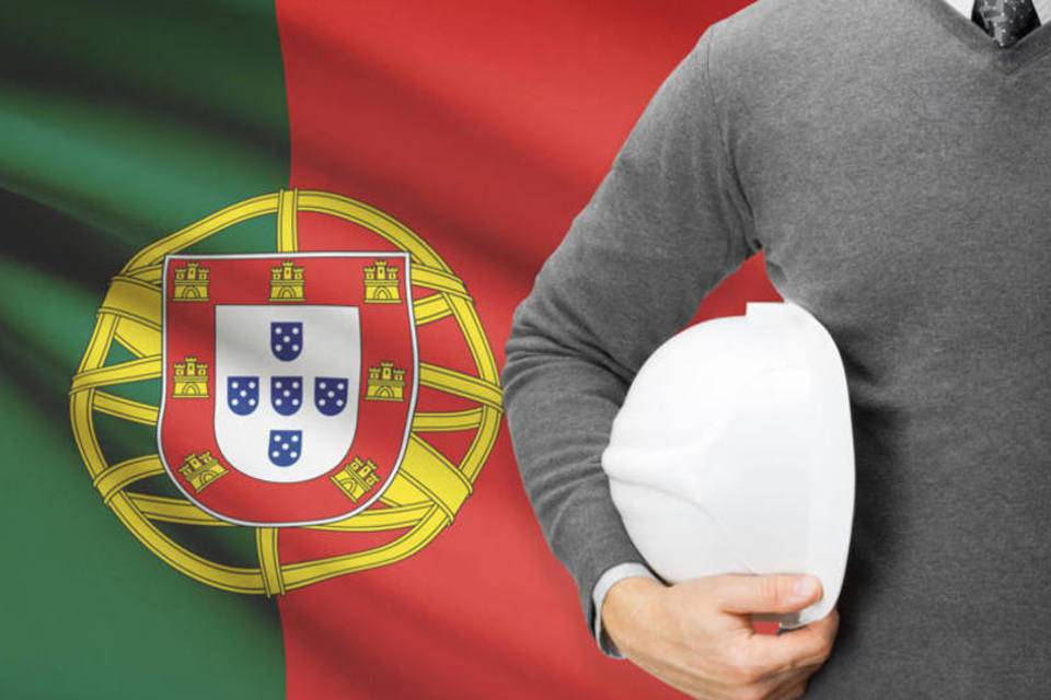 Como se legalizar em Portugal com contrato de trabalho